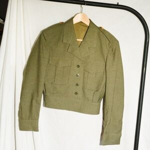 Vintage Olive Green Cropped Military Style Women's Jacket